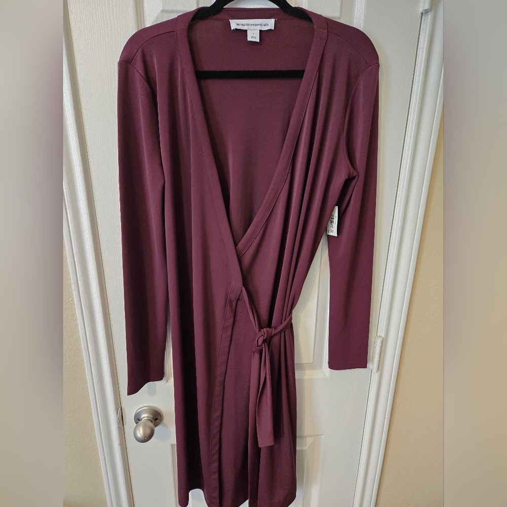 Amazon Essentials Women's Wrap Dress - Burgundy